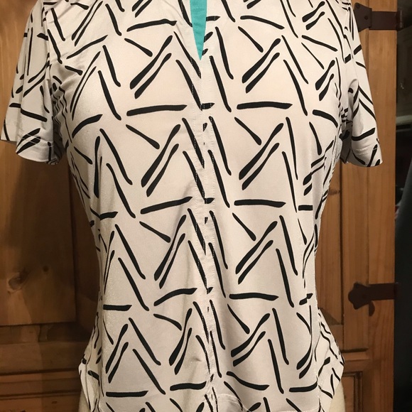 2 a Tee Shirt - Picture 4 of 6